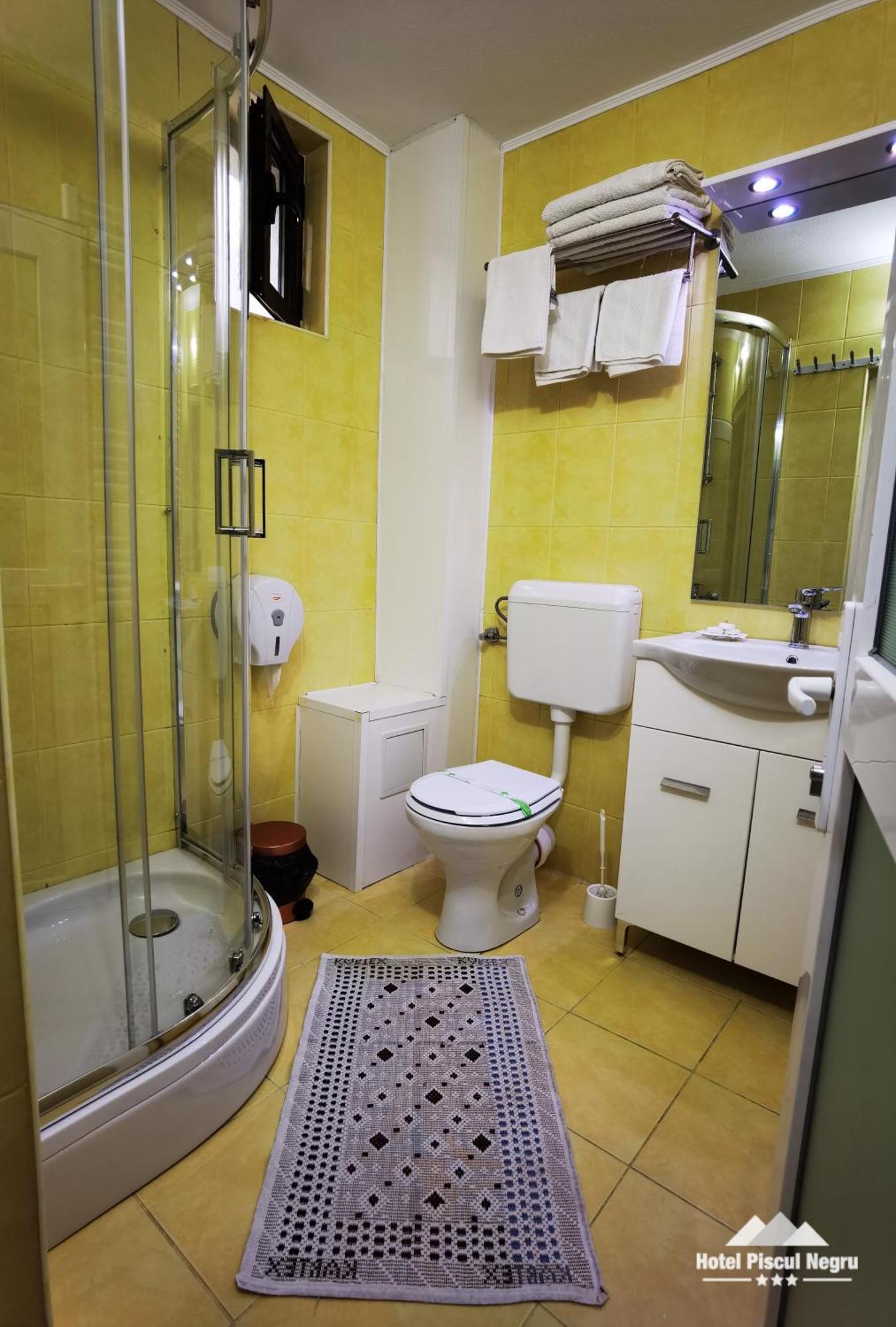 Piscul Negru Hotel - Transfagarasan Cumpăna Szoba fotó